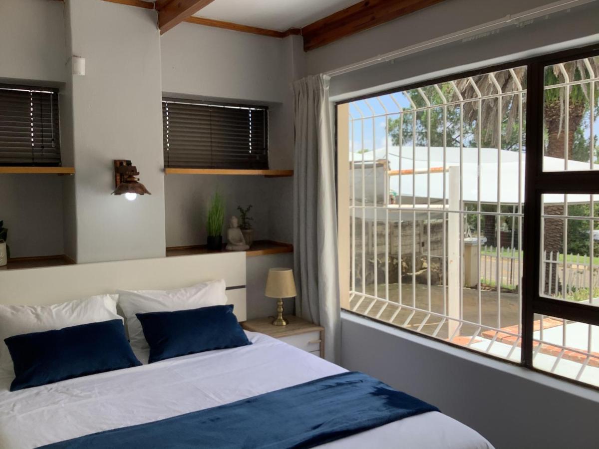 Impala Suite -Entire Unit- 2 Bedroom With 1 Ensuite Bathroom Ladysmith Exteriör bild