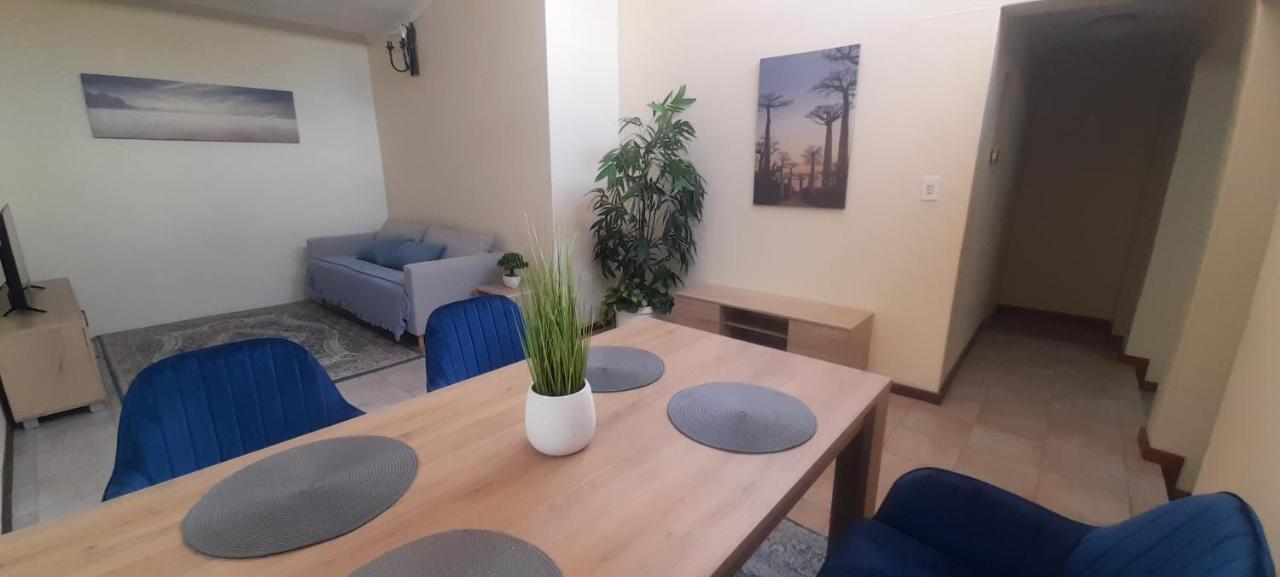 Impala Suite -Entire Unit- 2 Bedroom With 1 Ensuite Bathroom Ladysmith Exteriör bild